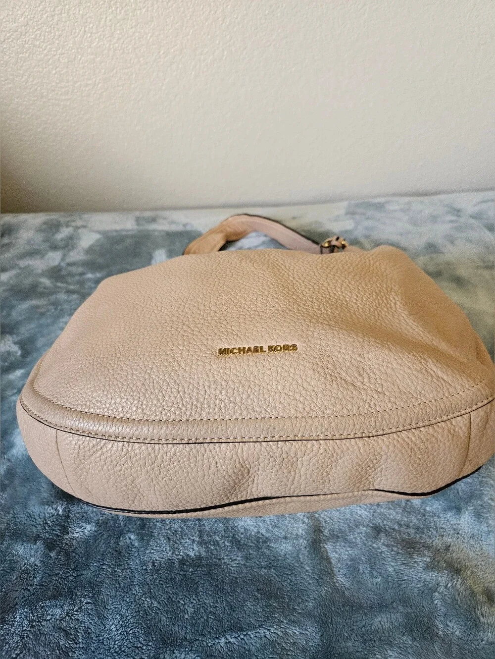 Michael Kors Beige Pebbled Leather Hobo with Tassel Charm - Picture 2 of 12